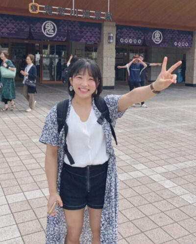須崎優衣のかわいい私服②