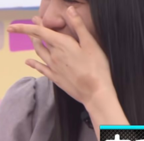 嘉喜遥香の手のあざ3